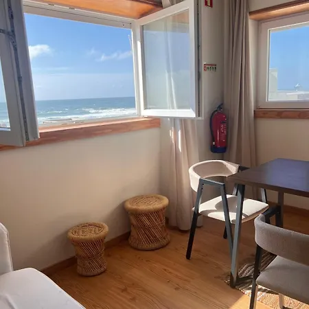 Refugio A Beira Mar Лейрия